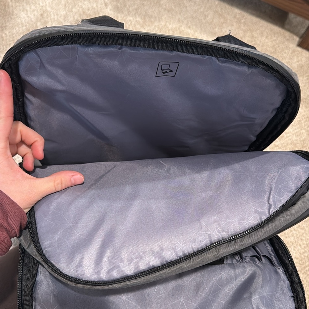 Samsonite backpack - Picture 5 of 9